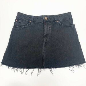 H&M Divided Frayed Hem Denim Jean Mini Skirt Black